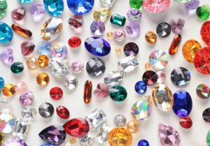 Pierres pour faire des bijoux : des milliers de possibilités !